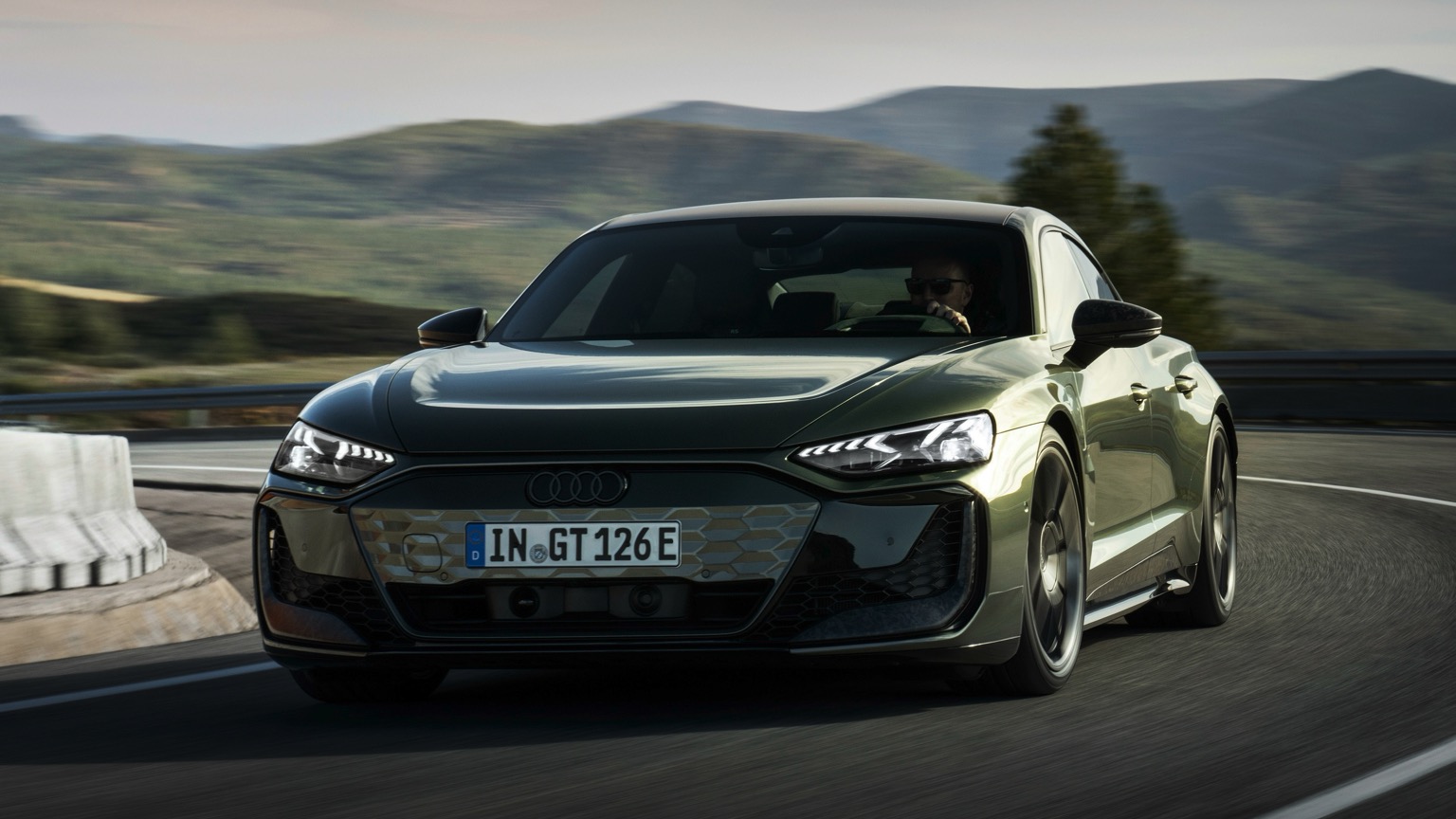 Audi RS e-tron GT performance 2024 elektrikli otomobil Audi RS e-tron GT performance 2024 elektrikli otomobil