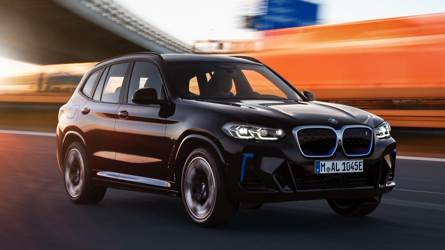 BMW iX3 (MY22-24) 2021 elektrikli otomobil BMW iX3 (MY22-24) 2021 elektrikli otomobil