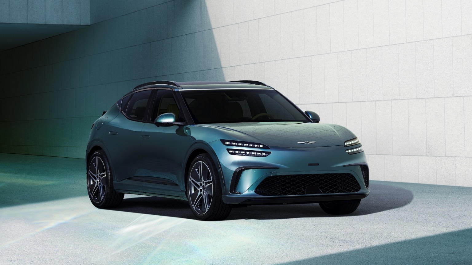 Genesis GV60 Pure (MY25) 2025 elektrikli otomobil