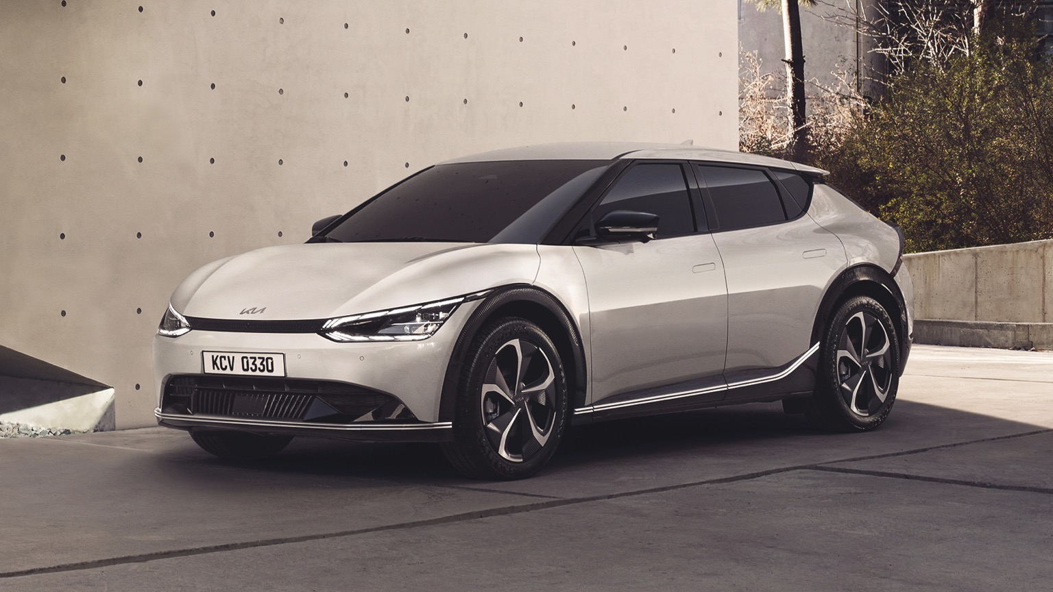 Kia EV6 Long Range 2WD 2021 elektrikli otomobil Kia EV6 Long Range 2WD 2021 elektrikli otomobil