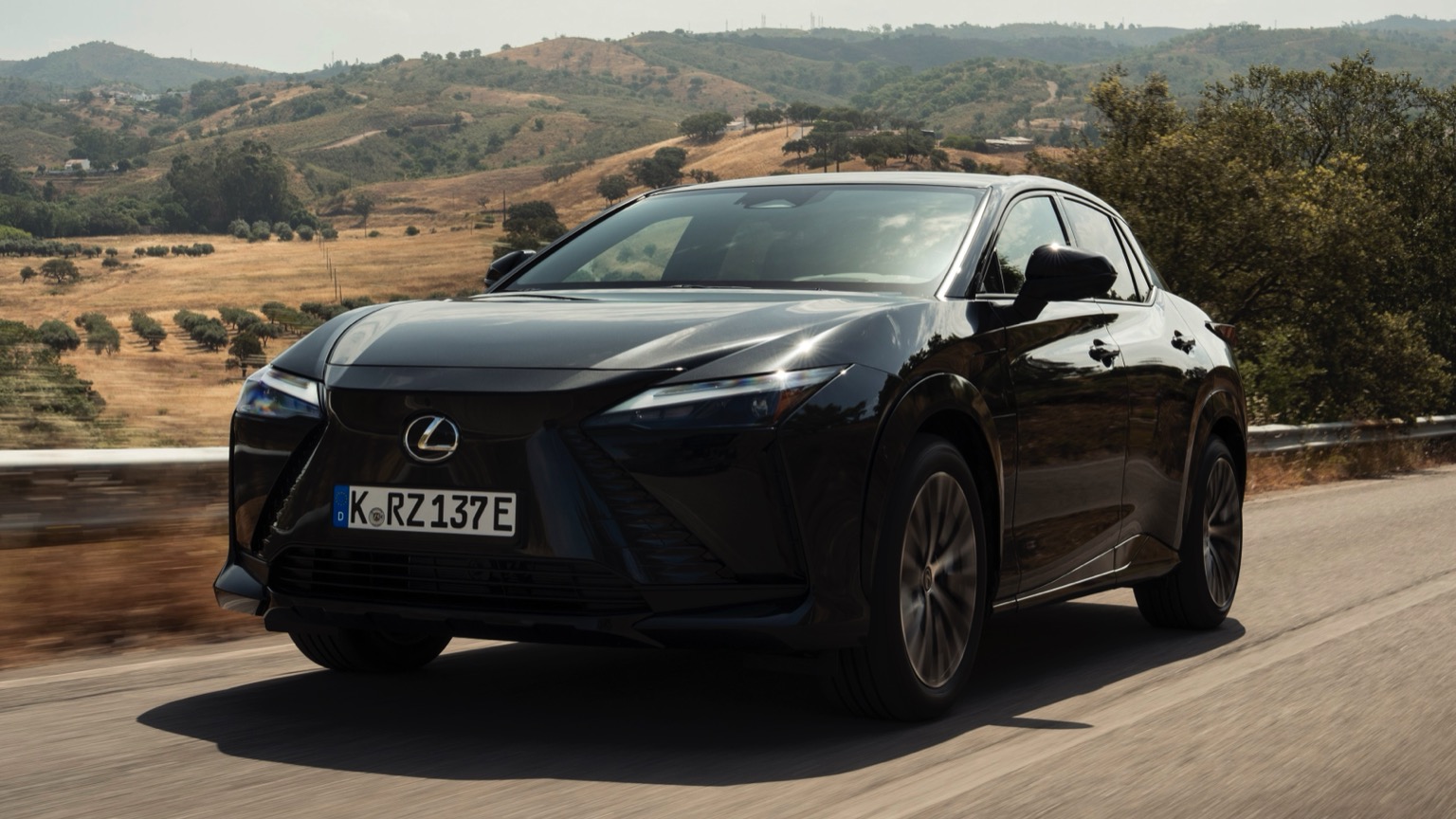 Lexus RZ 350e (MY26) 2025 elektrikli otomobil Lexus RZ 350e (MY26) 2025 elektrikli otomobil