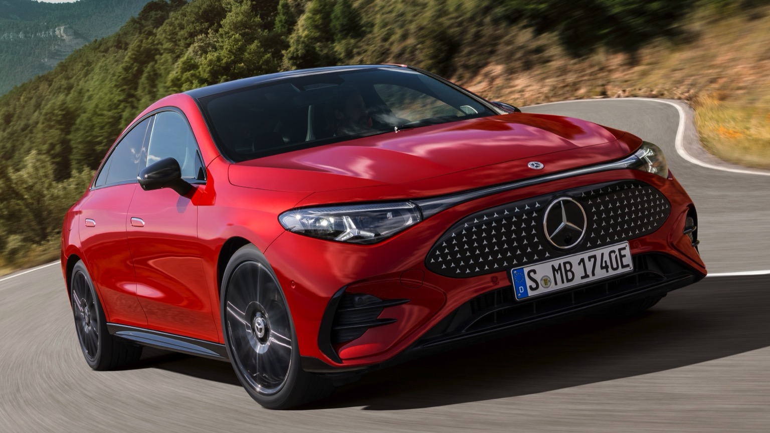 Mercedes-Benz CLA 200 2025 elektrikli otomobil