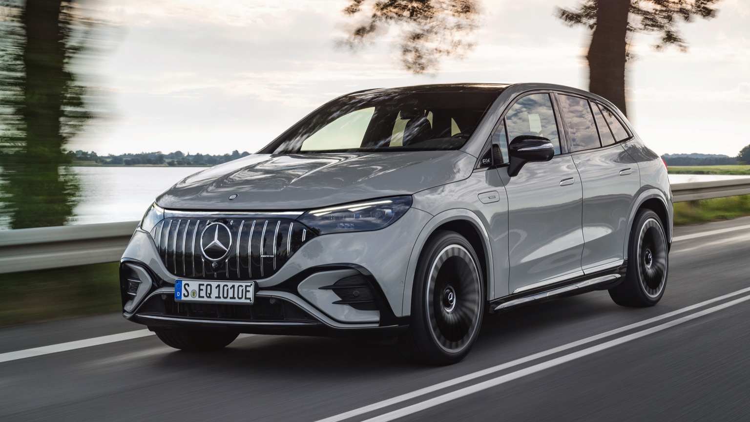 Mercedes-Benz EQE SUV AMG 53 4MATIC+ (MY25) 2025 elektrikli otomobil Mercedes-Benz EQE SUV AMG 53 4MATIC+ (MY25) 2025 elektrikli otomobil