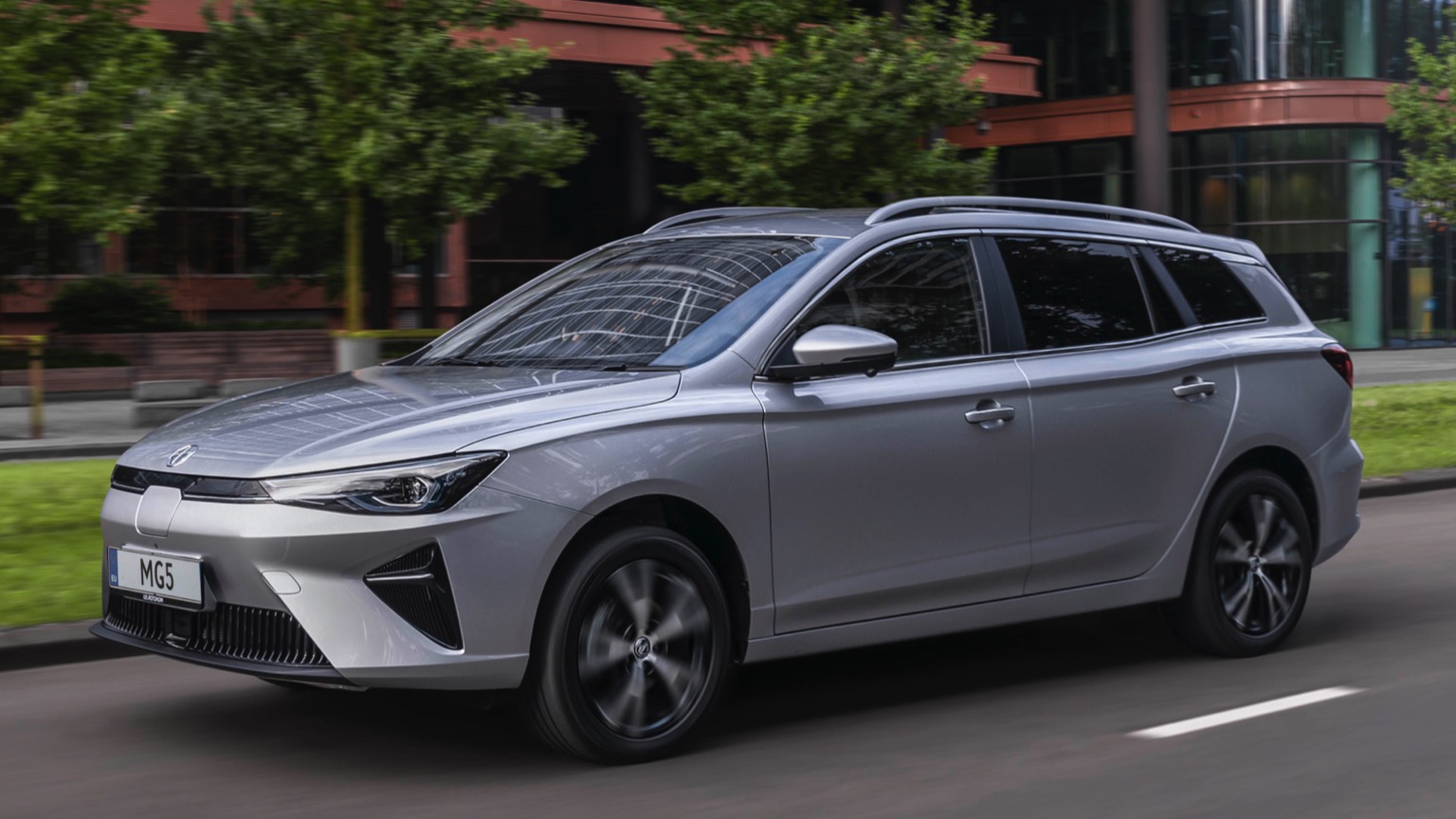 MG MG5 Electric Long Range 2022 elektrikli otomobil MG MG5 Electric Long Range 2022 elektrikli otomobil