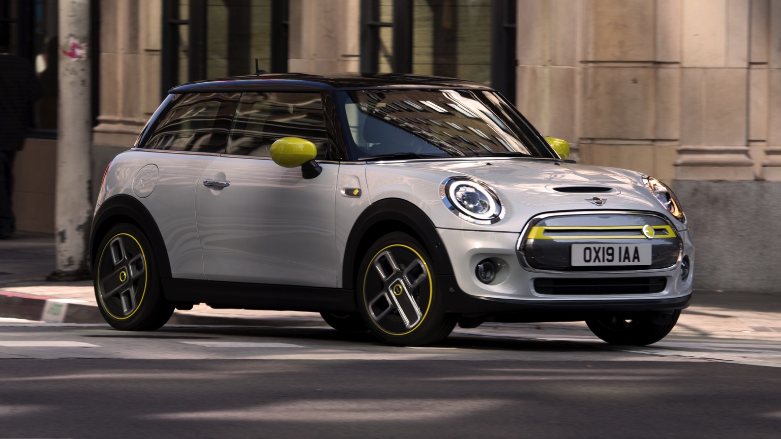 Mini Cooper SE 2020 elektrikli otomobil Mini Cooper SE 2020 elektrikli otomobil