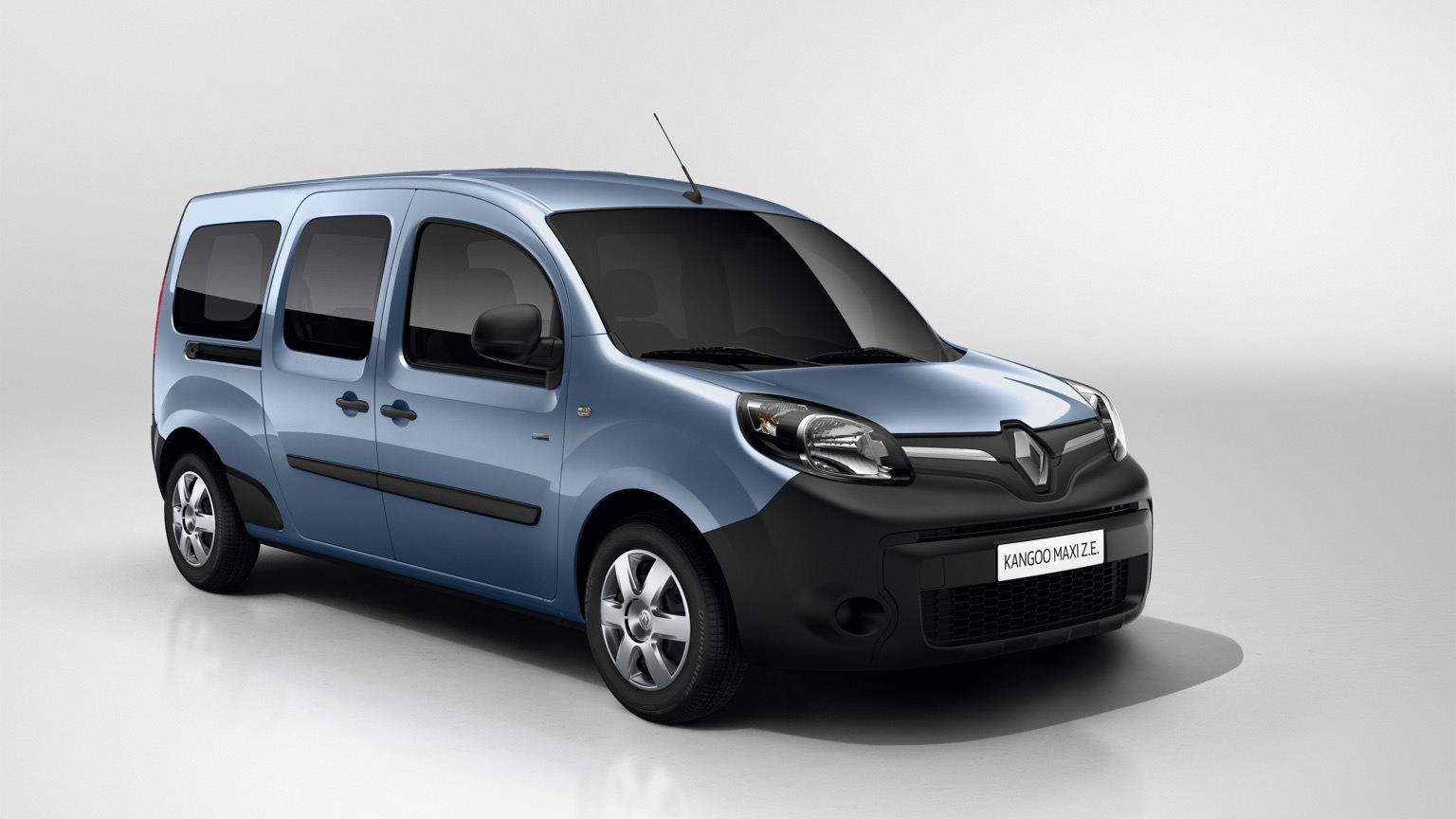 Renault Kangoo Maxi ZE 33 2017 elektrikli otomobil Renault Kangoo Maxi ZE 33 2017 elektrikli otomobil